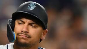 Josh Naylor Just Joined Billy Hamilton in Unreal Baserunning History