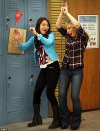 This is the official facebook page for icarly. 17 Icarly Stuff Ideas Icarly Carly Miranda Cosgrove