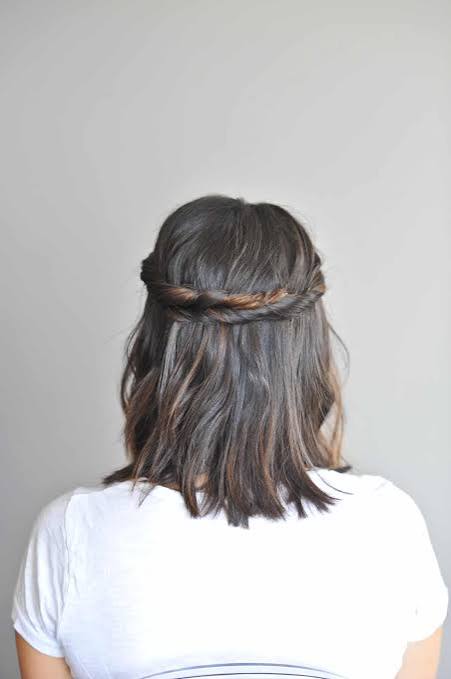 Twisted Half Up For Short Hair Tutorial - an indigo day
