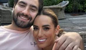 Laura Avant's Instagram, Twitter & Facebook