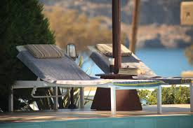 In alianthos garden you will always feel warm and welcome when you cross those doors. Alianthos Garden Die Reisephilosophen Alianthos Garden