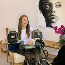🎬 Lights, Camera, Action! 🎬🌟 SABC TV shoot at the Sara Siân Gallery  today, interviewing the amazing Bea from the Happy Hormone Club. Bea helps  girls and women balance their hormones naturally.