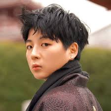 姓名：王頤Ocean 專業：演員技能：空手道黑帶、長棍、雙節棍、雙刀、槍、日本武士刀、後空翻、前空翻等等#王頤#香港演員#女演員#