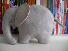 Resultado de imagem para elefante de pano