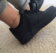 All Black Air Forces Outfit Nike Runs On Twitter Trending Shoes Black Nikes Nike Shoes Women