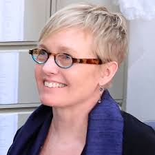 About Me — Sara Tyson