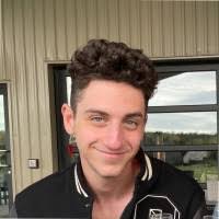 Noah Dubin's Instagram, Twitter & Facebook