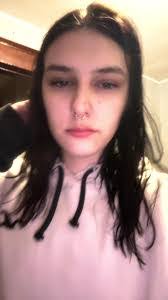 Emily Rolph's Instagram, Twitter & Facebook