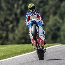 So, after a long wait, tom lüthi finally made his motogp debut today in sepang. Olzadkoztj0mnm
