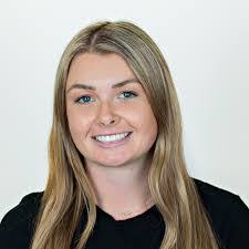 Gretchen Mcmullen's Instagram, Twitter & Facebook