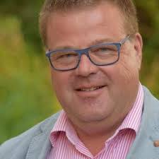 Thomas Gelder's Instagram, Twitter & Facebook