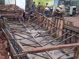Kolam renang dengan sensasi air kolam renang di halaman belakang rumah ini semakin cantik dengan hadirnya gazebo berisi bar mini. Jasa Spec Beton Konstruksi Kolam Renang Terbaik