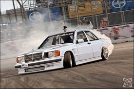 Drifting Mercedes Benz 190e Mercedes Benz 190e Mercedes 190 Mercedes