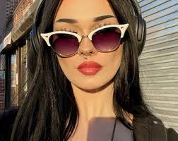 Cat eye vintage style with 400 UV protection and polorized