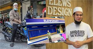 We have cctv recordings of two men wearing helmets (entering the shop). Bakal Buka 10 Pasar Raya Ustaz Ebit Lew Mohon Doakan Perniagaannya Himpunan Lawak Kita