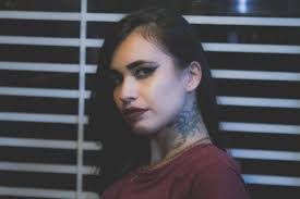 Becky Bee's Instagram, Twitter & Facebook