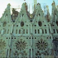 Words of wonders sagrada familia 15 jawaban 15 x de sagrada familia in barcelona in beeld wat ons betreft zou iedereen de sagrada família van antoni gaudí in barcelona minstens één keer in zijn leven moeten hebben gezien. Sagrada Familia Data Photos Plans Wikiarquitectura