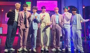 Kuis online seputar bts pertama dan terbesar di indonesia. Quiz Which Bts Member Will You Have A Special Moment With Kpopmap