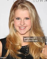 1,051 Madison Curtis Photos & High Res Pictures