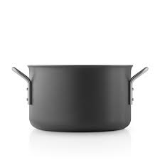 This prevents the bread from burning onto the tin and makes it easier to clean, too, so baking bread becomes fun and easy. Pots Find A Great Selection Online At Eva Solo
