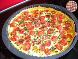 Recette Tarte Tomate Cerise Et Mozzarella En Video Recette Recette Tarte Tomate Tarte Tomate Tomates Cerises