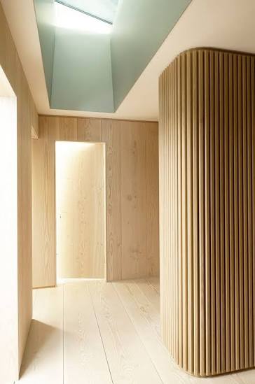 Discover 340 Curved Walls and Corners and cinema lobby design ideas | futuristic ceiling design, cinema interior design lobby, office curved wall design and more