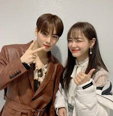 1 perfil 2 dramas 3 temas para dramas 4 películas 5 programas tv 6 programas de radio 7 anuncios 8 videos musicales 9 premios 10 curiosidades 11 enlaces 12 galería nombre: Kim Sejeong Receives The Sweetest New Year S Gift From Astro S Cha Eun Woo