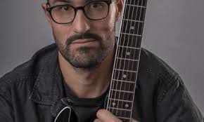 Descubre la música de Amanda Solar