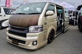 leganceカスタムハイエース ハイエース200系ナロー ゴールドカラー j club スーパーカーニバル2016出展車両 トヨタハイエース ハイエース 車両