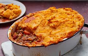Ingredients 1 kg baking potatoes peeled and chopped into smallish chunks 1 tablespoon olive oil 150 g chestnut mushrooms chopped 2 medium carrots halved lengthways and then sliced thickly 1 small leek or ½ a big one, sliced fairly finely 100 g mature cheddar cheese grated 20 g butter a splash of. Sweet Potato Shepherd S Pie Dinner Recipes Goodtoknow