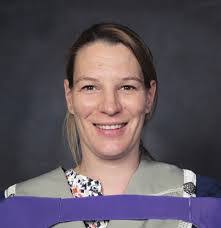 Lisa Burnell's Instagram, Twitter & Facebook