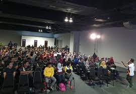 Nama diberi bersempena dengan panggilan sulung dalam keluarga mengikut dialek negeri perak. 1 700 Individu Dilantik Sukarelawan Sukma Perak 2018 Sports247