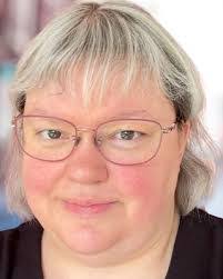 Denise Hein's Instagram, Twitter & Facebook