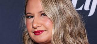 Gypsy Rose Blanchard Channels Taylor Swift With Chic New Outfit