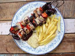 Raznjici Gegrillte Spiesse Osterreich Essen Einfache Gerichte Spiesse