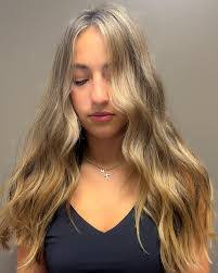 Ashley Stambaugh's Instagram, Twitter & Facebook