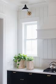 Shiplap Backsplash Painted In Benjamin Moore Simply White Kicthen Shiplap Backsplash Painted In Benj Farmhouse Style Kitchen Shiplap Kitchen Kitchen Design Diy