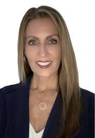 Lora Valencia's Instagram, Twitter & Facebook