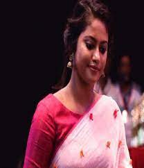 She completed over 65 films by the year 2021, including lord livingstone 7000 kandi, guppy and ezra. Mollywood Costume Designer Stephy Xavier Biography News Photos Videos Nettv4u