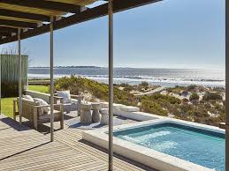 At The Beach Britannia Bay Accommodation Perfect Hideaways Hideaway Renting A House Beach