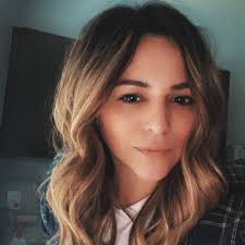 Beatrice Rojas (@bea_rojas33)