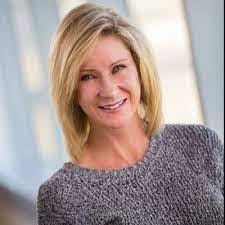 Mavis Mobley's Instagram, Twitter & Facebook