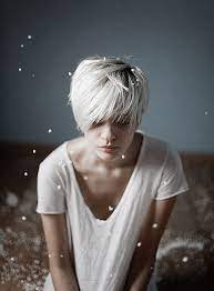 Then check out this idea! Pin Von Isy Baeyens Auf Physical Frisur Dicke Haare Styling Kurzes Haar Kurz Geschnittene Frisuren