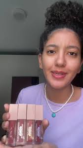 Lip Gloss Sandra Shade 124