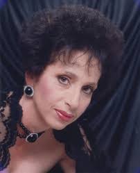 Verna Davidson's Instagram, Twitter & Facebook