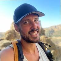 Angie Broyles's Instagram, Twitter & Facebook