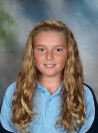 Elly Rae's Instagram, Twitter & Facebook