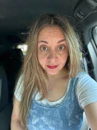 Sierra Farley's Instagram, Twitter & Facebook