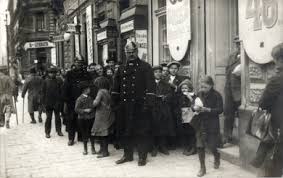 Der erste weltkrieg begann im jahr 1914 und endete 1918. Erster Weltkrieg Wien Geschichte Wiki