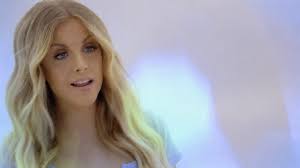 Lindsay Ell's 'Heart Theory': How It Processes Grief and Trauma